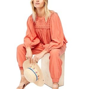 Free People
Valencia Top